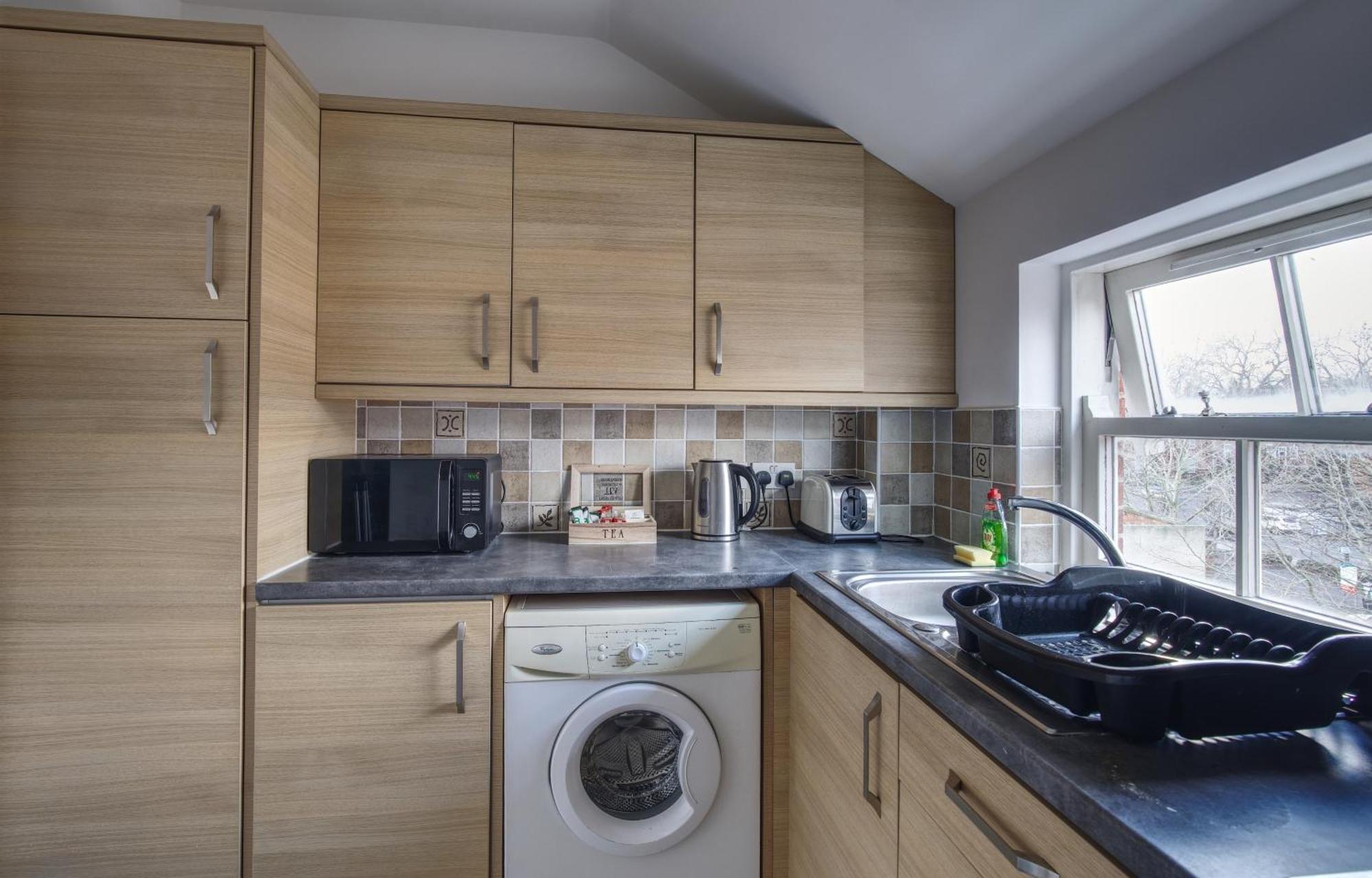 #St Georges Court By Derbnb, Spacious 2 Bedroom Apartments, Free Parking, Wi-Fi, Netflix & Within Walking Distance Of The City Centre Derby Eksteriør billede