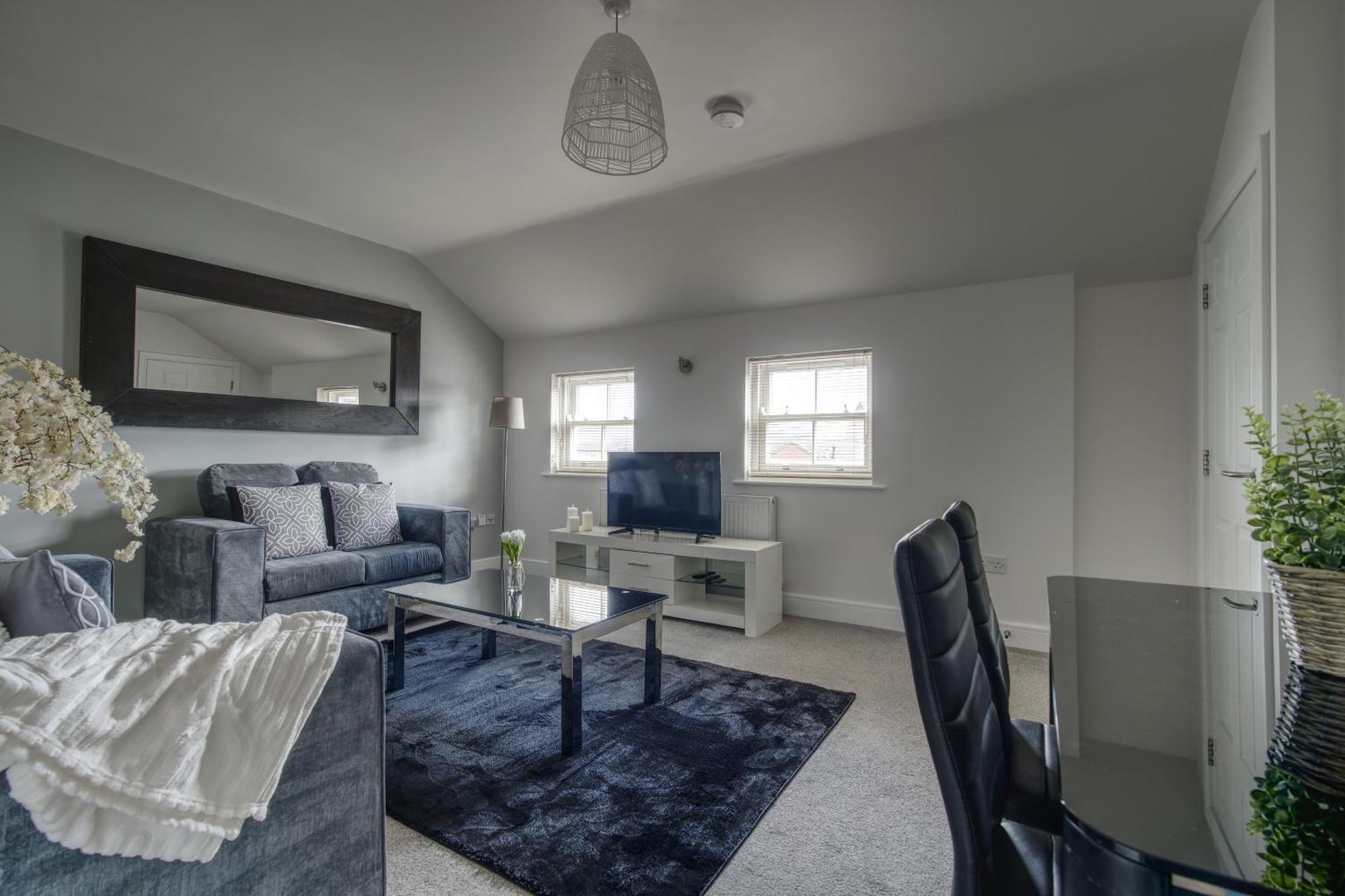 #St Georges Court By Derbnb, Spacious 2 Bedroom Apartments, Free Parking, Wi-Fi, Netflix & Within Walking Distance Of The City Centre Derby Eksteriør billede